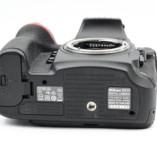 thumbnail-6 for Nikon D810 36.3MP Digital SLR Camera Body