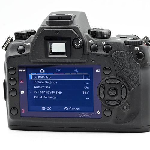 thumbnail-3 for Sigma SD1 46MP Merrill Digital SLR Camera Body SD-1