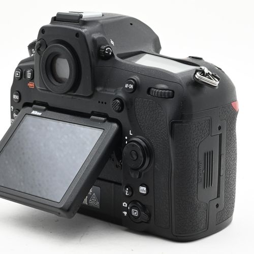 thumbnail-5 for Nikon D850 45.7MP Digital SLR Camera Body