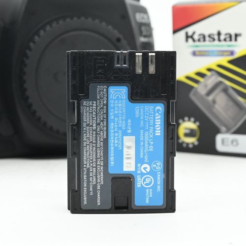 thumbnail-1 for Canon EOS 5D Mark IV 30.4MP DSLR Camera Body