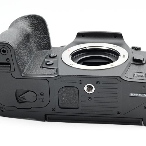 thumbnail-7 for Olympus OM-1 22.9MP Mirrorless Digital Camera Body w/ FL-LM3 Flash