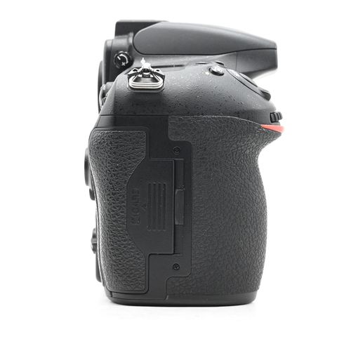 thumbnail-4 for Nikon D810 36.3MP Digital SLR Camera Body