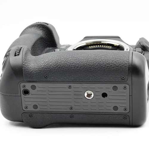 thumbnail-6 for Nikon Z 9 Mirrorless Digital Camera 45.7MP Z9 Body