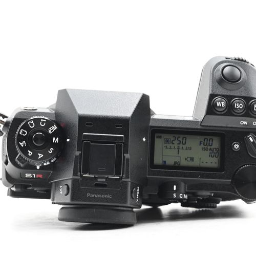thumbnail-9 for Panasonic Lumix DC-S1R 47.3MP Digital Camera L-Mount Body