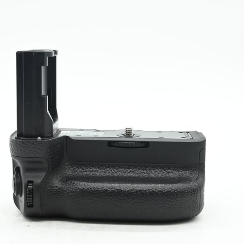 thumbnail-0 for Sony VG-C3EM Vertical Battery Grip for a9, a7RIII, a7III