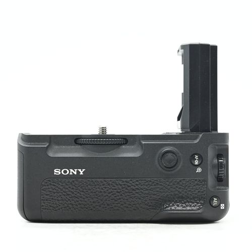 thumbnail-2 for Sony VG-C3EM Vertical Battery Grip for a9, a7RIII, a7III