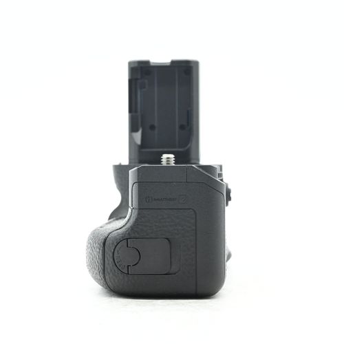 thumbnail-3 for Sony VG-C3EM Vertical Battery Grip for a9, a7RIII, a7III