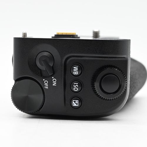thumbnail-4 for Panasonic DMW-BG1 Battery Grip