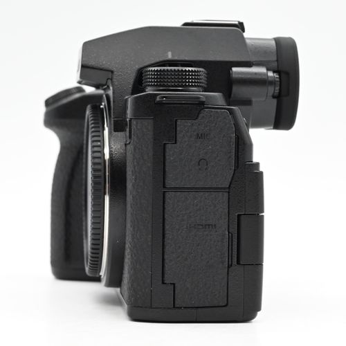 thumbnail-3 for Panasonic Lumix DC-S5 IIX 24.2MP Mirrorless Digital L-Mount Camera S5IIX