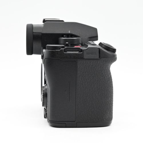 thumbnail-5 for Panasonic Lumix DC-S5 IIX 24.2MP Mirrorless Digital L-Mount Camera S5IIX