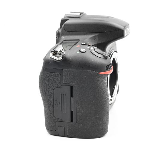 thumbnail-4 for Nikon D750 24.3MP FX Digital Camera Body