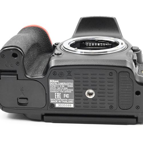 thumbnail-6 for Nikon D750 24.3MP FX Digital Camera Body
