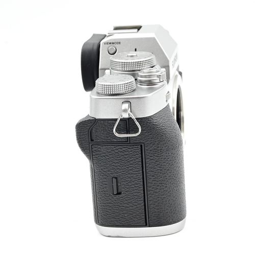 thumbnail-4 for Fujifilm X-T3 Mirrorless 26.1MP Digital Camera Silver