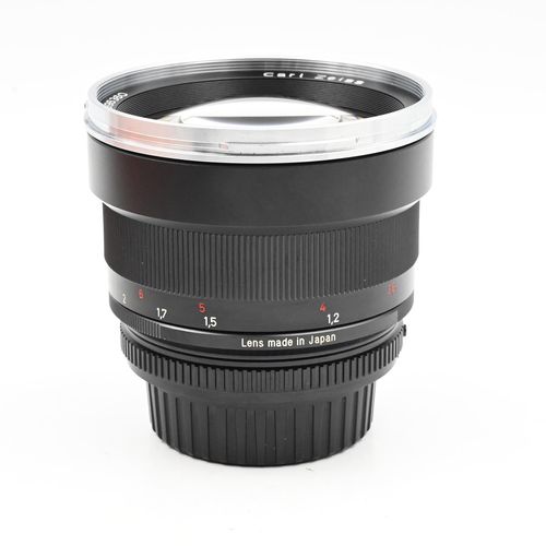 thumbnail-3 for Zeiss 85mm f1.4 Planar T* ZF.2 Lens Nikon F-Mount
