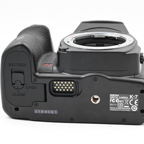 thumbnail-6 for Pentax K-7 14.6MP Digital SLR Camera Body K7