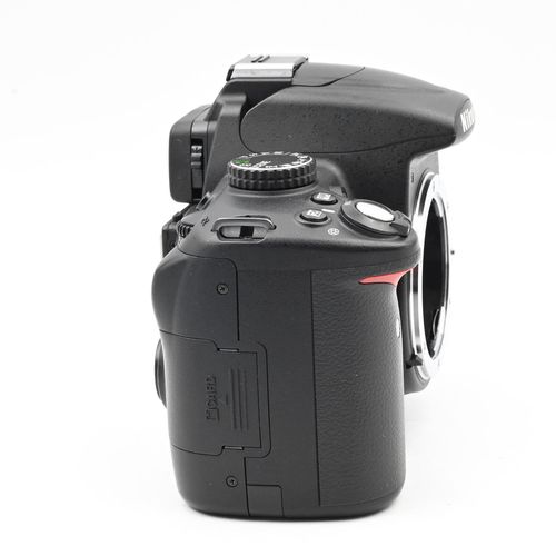 thumbnail-4 for Nikon D5000 12.3MP Digital SLR Camera Body