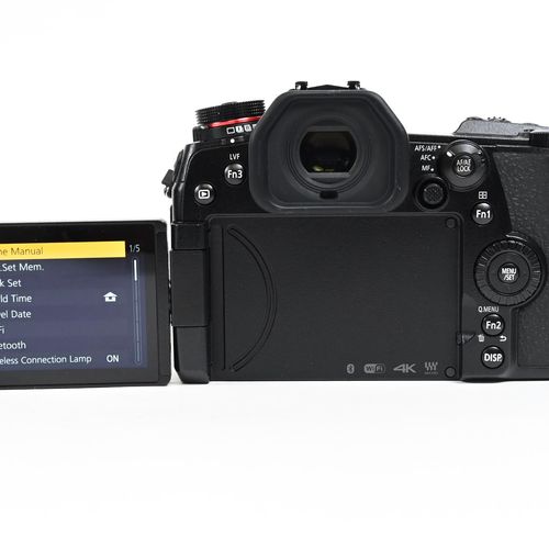 thumbnail-4 for Panasonic Lumix DC-G9 20.3MP Mirrorless MFT Digital Camera Body