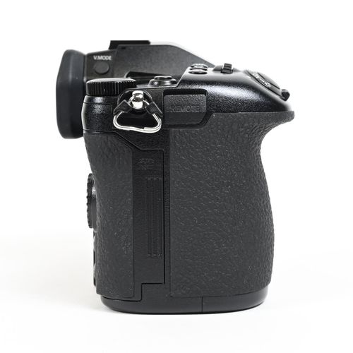 thumbnail-5 for Panasonic Lumix DC-G9 20.3MP Mirrorless MFT Digital Camera Body