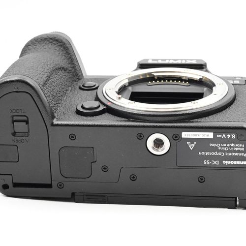 thumbnail-7 for Panasonic Lumix DC-S5 24.2MP Mirrorless Digital L-Mount Camera Body