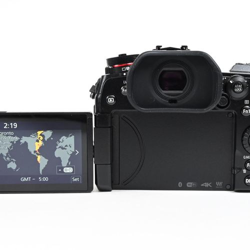 thumbnail-4 for Panasonic Lumix DC-G9 20.3MP Mirrorless MFT Digital Camera Body