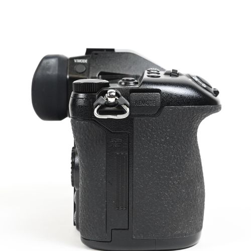 thumbnail-6 for Panasonic Lumix DC-G9 20.3MP Mirrorless MFT Digital Camera Body