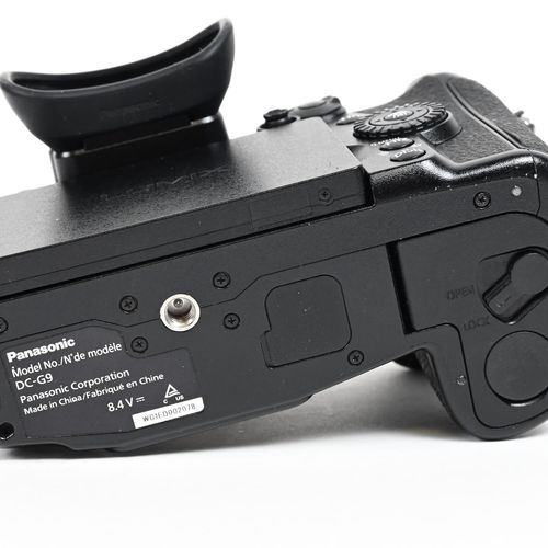 thumbnail-8 for Panasonic Lumix DC-G9 20.3MP Mirrorless MFT Digital Camera Body