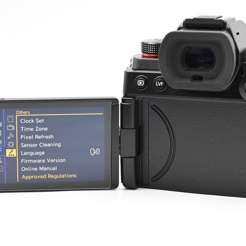 thumbnail-4 for Panasonic Lumix DC-S5 24.2MP Mirrorless Camera Kit w/ 20-60mm Zoom Lens