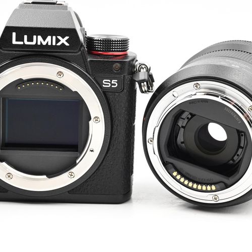 thumbnail-8 for Panasonic Lumix DC-S5 24.2MP Mirrorless Camera Kit w/ 20-60mm Zoom Lens