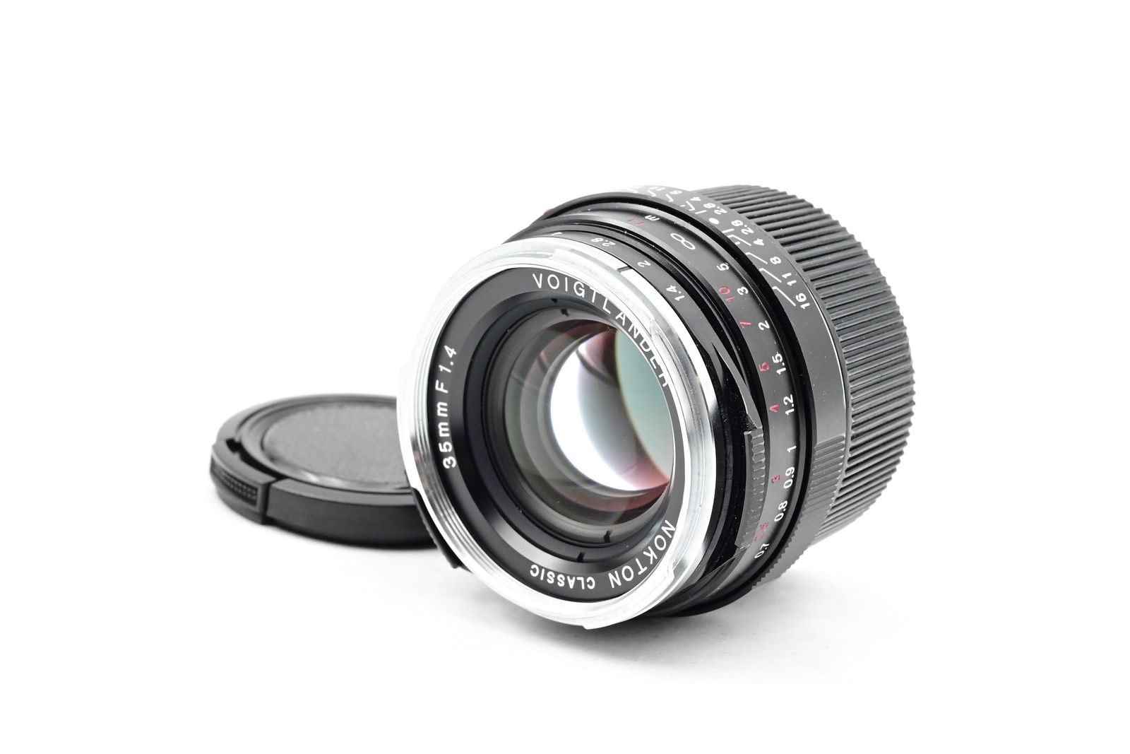 Voigtlander 35mm f1.4 Nokton Classic for Leica M
