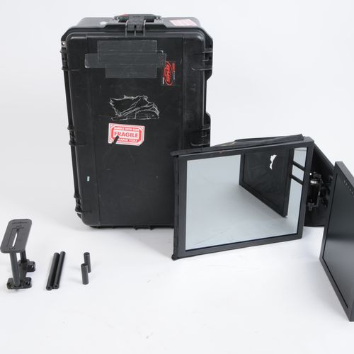 ikan 17" High-Bright Teleprompter & Hard Case Travel Kit PT3700-HB-TK