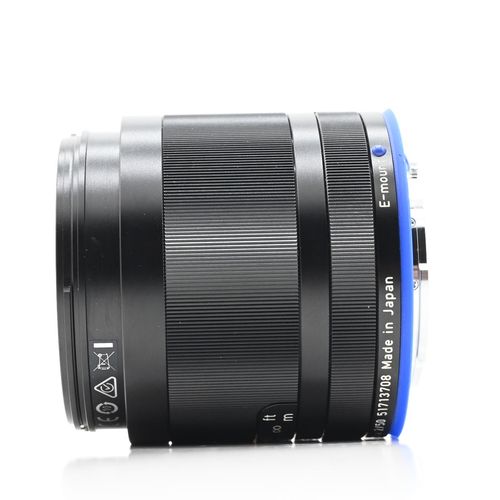 thumbnail-3 for Zeiss Loxia 50mm f2 T* Planar Lens Sony E Mount