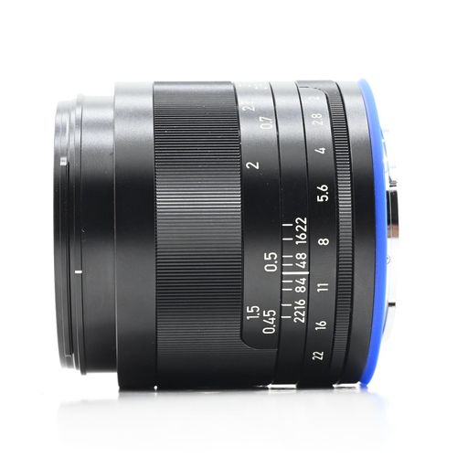 thumbnail-5 for Zeiss Loxia 50mm f2 T* Planar Lens Sony E Mount