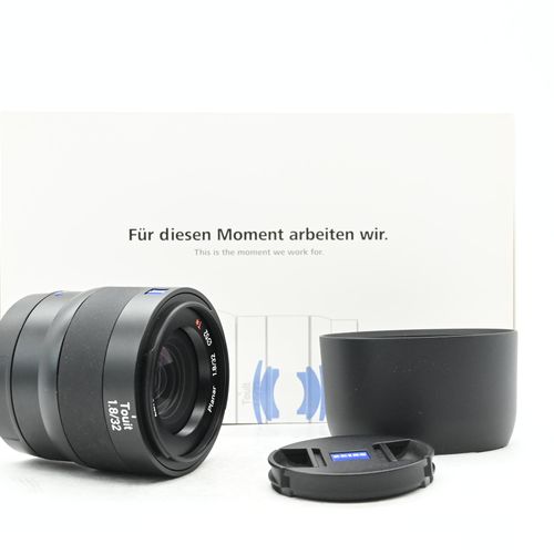 Zeiss Touit 32mm f1.8 Planar T* Lens Sony E-Mount