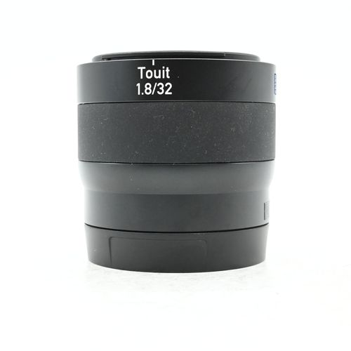 thumbnail-3 for Zeiss Touit 32mm f1.8 Planar T* Lens Sony E-Mount