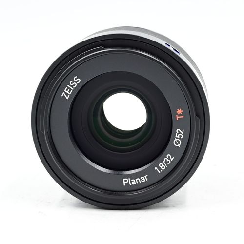 thumbnail-6 for Zeiss Touit 32mm f1.8 Planar T* Lens Sony E-Mount