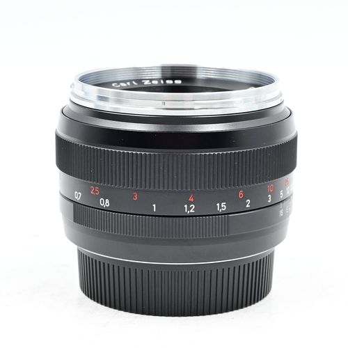 Zeiss 50mm f1.4 Planar T* ZE Lens Canon EF