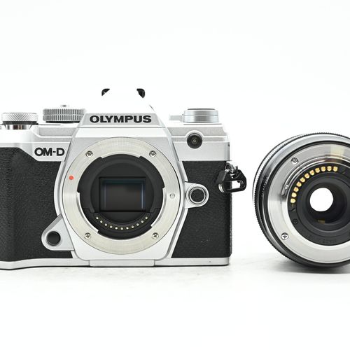 thumbnail-3 for Olympus OM-D E-M5 Mark III Mirrorless 20.4MP Digital Kit w/ 12-45mm Lens