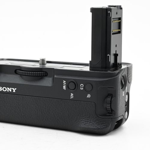 thumbnail-3 for Sony VG-C2EM Vertical Battery Grip for a7 II, a7R II, and a7S II