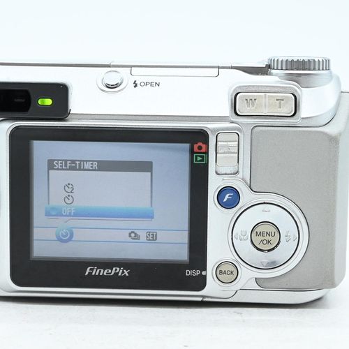 thumbnail-3 for Fujifilm FinePix E550 6.3MP Digital Camera w/4x Zoom