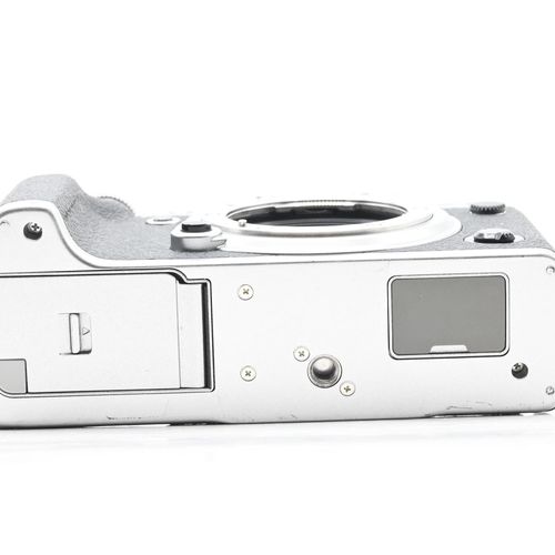 thumbnail-8 for Fujifilm X-T4 Mirrorless 26.1MP Digital Camera Body Silver