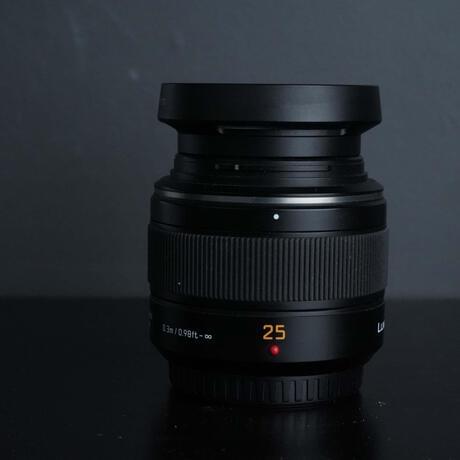thumbnail-0 for 25mm f/1.4 Panasonic Leica DG Summilux ASPH Micro Lens