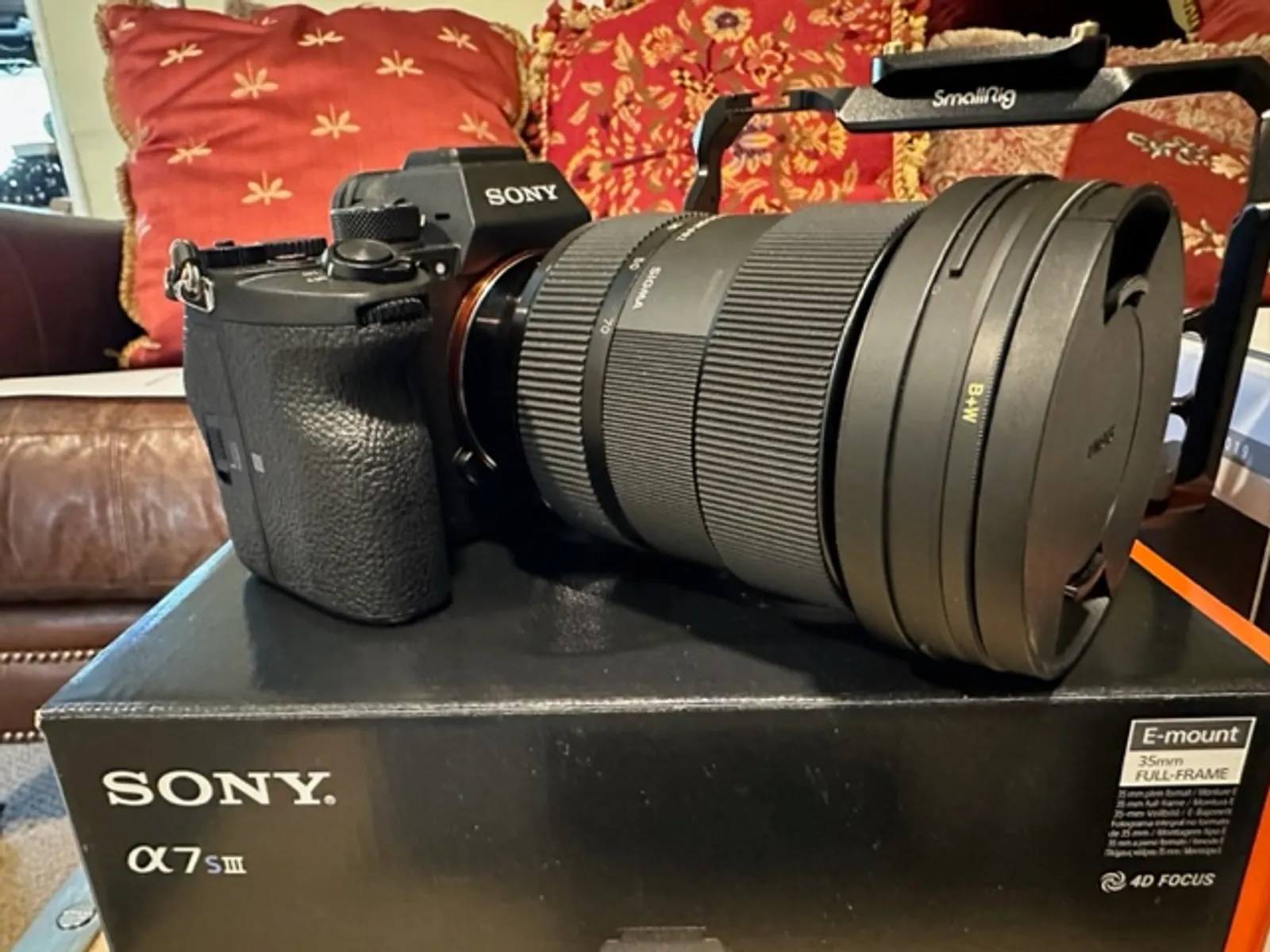 Sony Alpha A7SIII Kit: Three lenses, accessories & Pro backpack