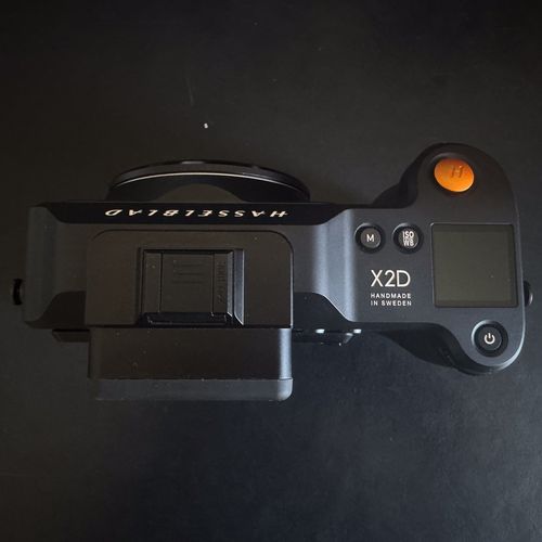 thumbnail-3 for Hasselblad X2D 100C Medium Format Kit – XCD 25mm, 38mm, 55mm, 90mm + 5 Batteries