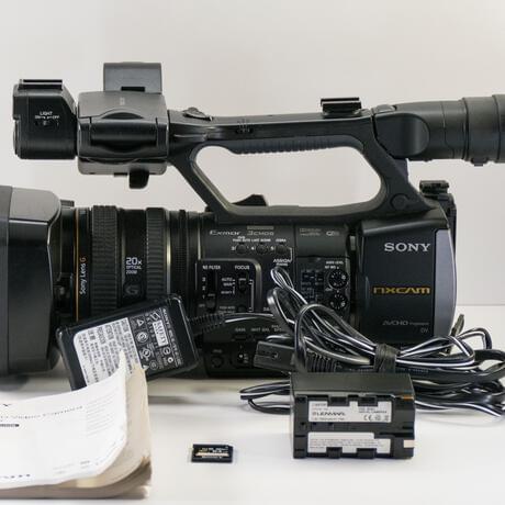 Sony HXR-NX3 NXCAM Professional Handheld Camcorder