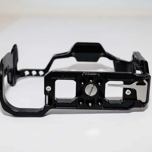 thumbnail-4 for SmallRig 2982B Cage for Canon r5 and r6