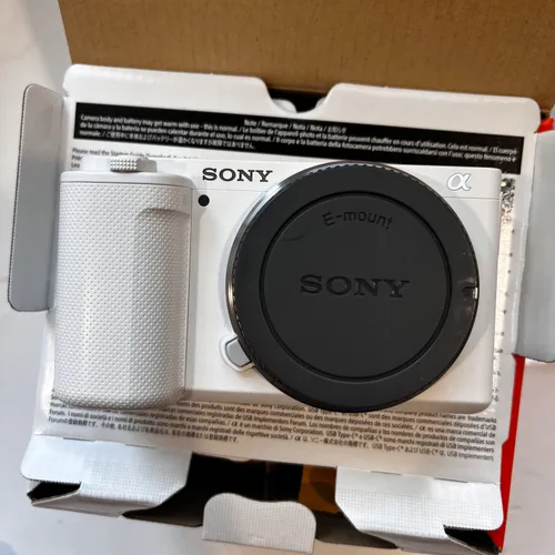 thumbnail-2 for Sony Alpha ZV-E10 - White  BODY ONLY plus Smallrig 1/2 cage, 3 extra batteries & charger