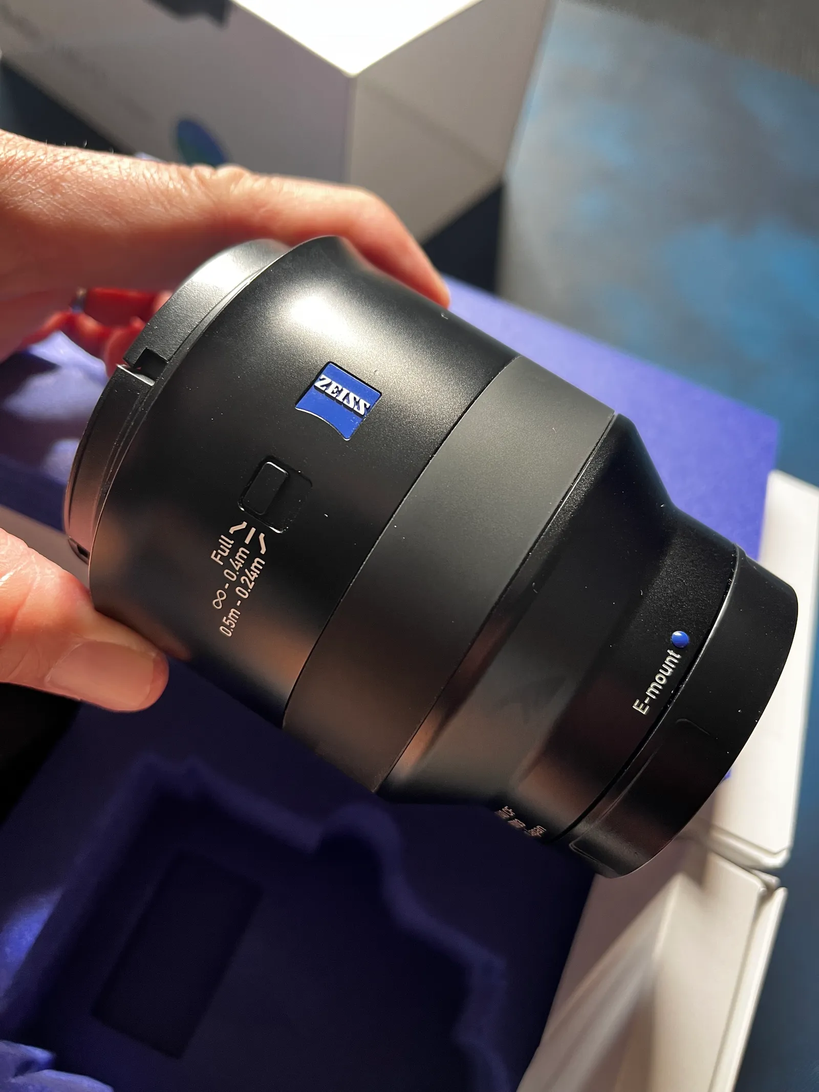 Sony / Zeiss Batis 40mm f2 CF Lens for Sony E Mount