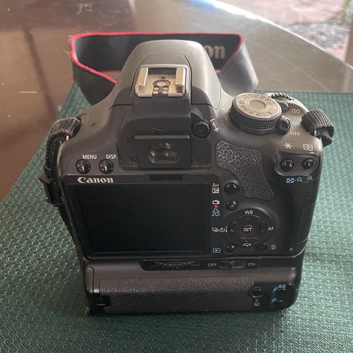 thumbnail-8 for Canon EOS Rebel T1i Digital SLR Camera 15.1MP Canon 18-55mm Lens