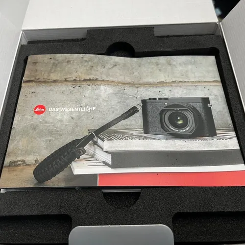 thumbnail-13 for Leica M11 60.3MP Digital Rangefinder Camera - Silver