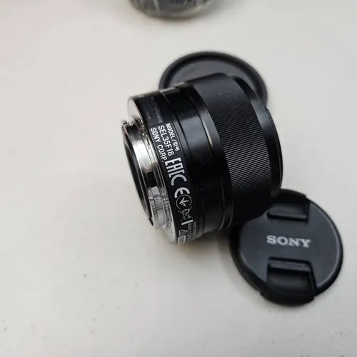 thumbnail-3 for Sony 35mm f/1.8 OSS Lens SEL35F18
